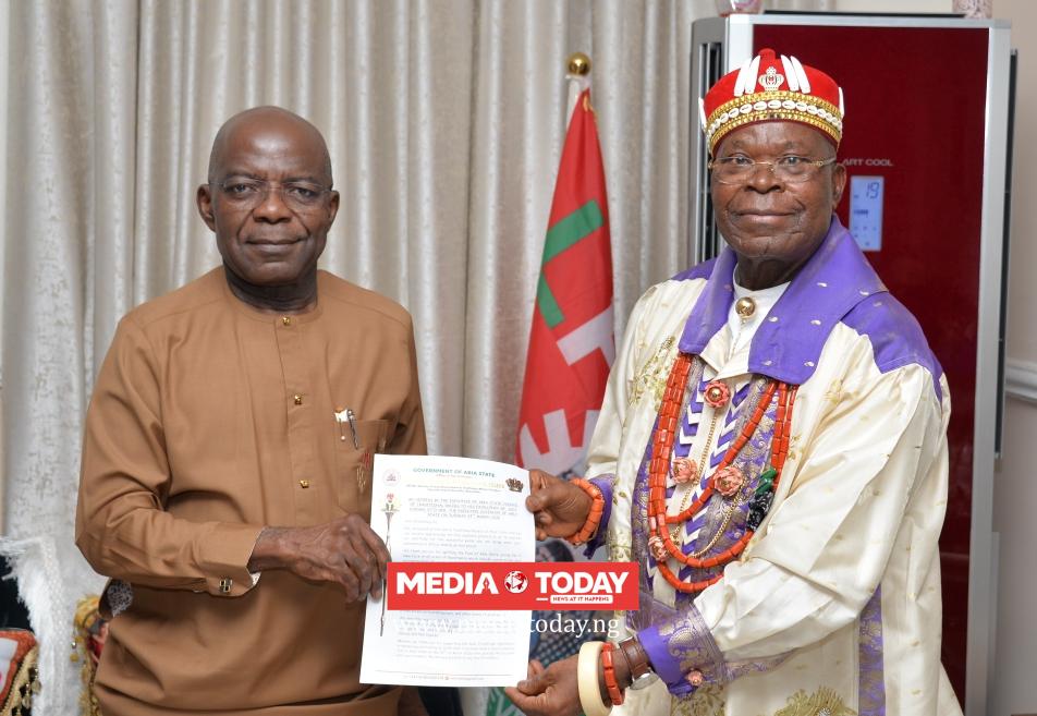 Over 500 Abia Monarchs Back Otti’s Re-election Bid, Urge Massive PVC Registration