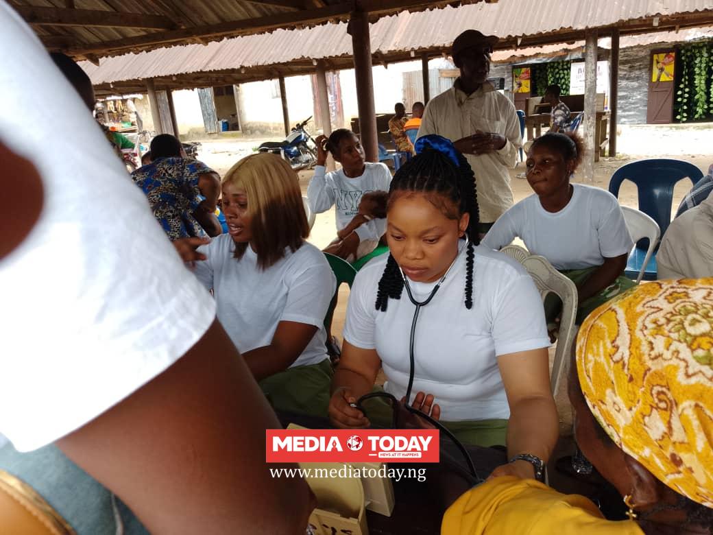 NYSC Corps Members Offer Free Medical Care to Aba Market Traders