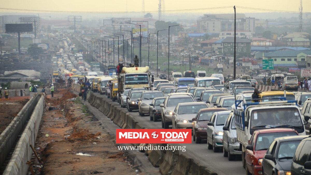 Motorists Trapped in Lagos-Ibadan Expressway Gridlock After Multiple Crashes, FRSC Provides Alternative Routes
