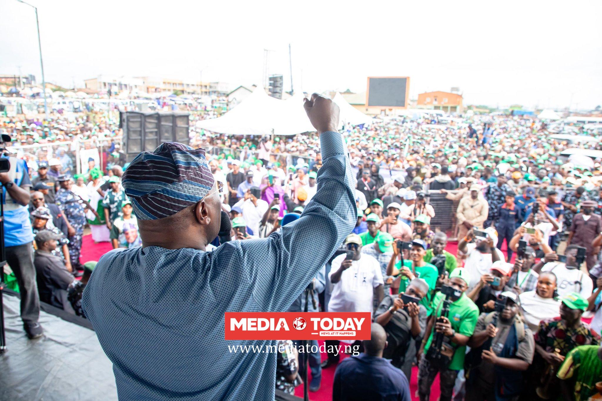 Osun Guber: Atiku, other party bigwigs storm Osogbo, pull mammoth crowd
