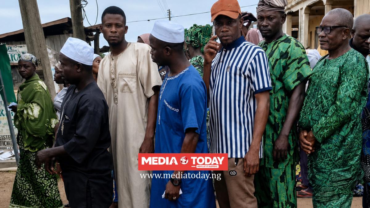 Voters Troop To Polling Units As Voting Begins