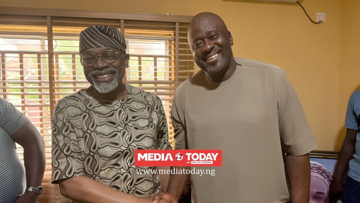 ‘I Am Sorry, My Daddy’- Desmond Elliot Kneels in Viral Video, Begs Gbajabiamila for Forgiveness