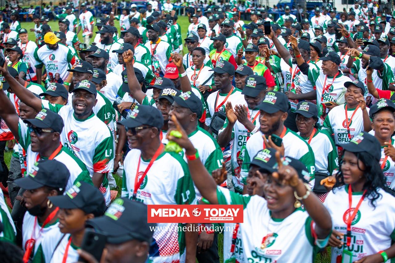 2027: Anyaso Woos Bende Voters, Gets Support Pledges Across 13 Wards