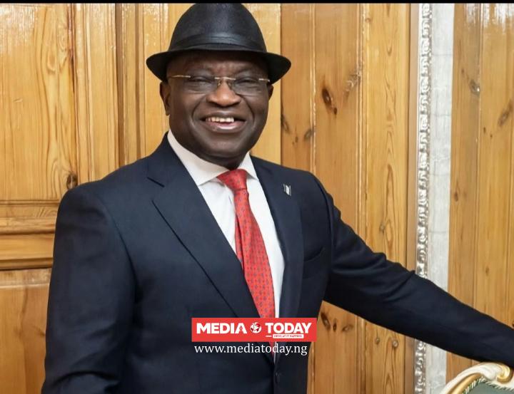 Ikpeazu Unveils Dovis Scholarship Scheme