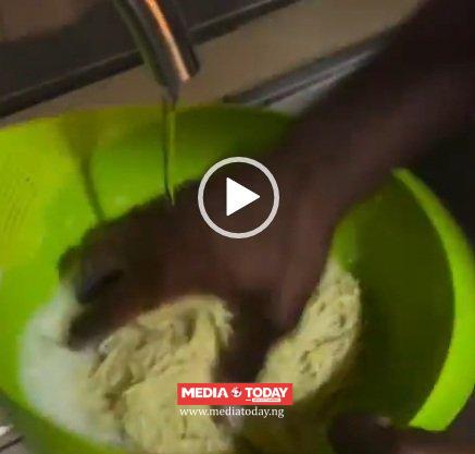 Man Shares What He Saw While Cooking Spaghetti [VIDEO]