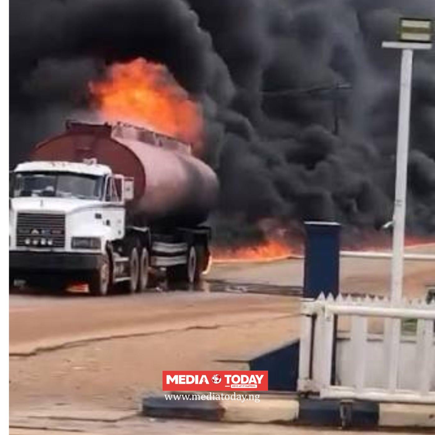 Truck conveying petrol catches fire, burns shops, vehicles in Calabar