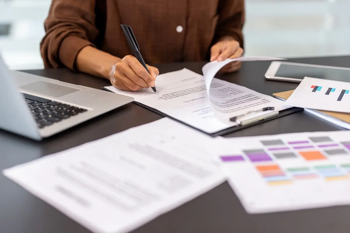 Her Startup Offers Women Founders Paid Training, Stipends With Equity Terms Attached